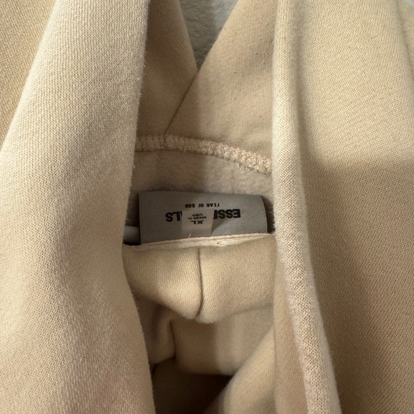 Essentials Hoodie Size XL - Picture 3 of 3